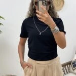 AKSESUAR DETAY PAMUK TİŞÖRT - SİYAH