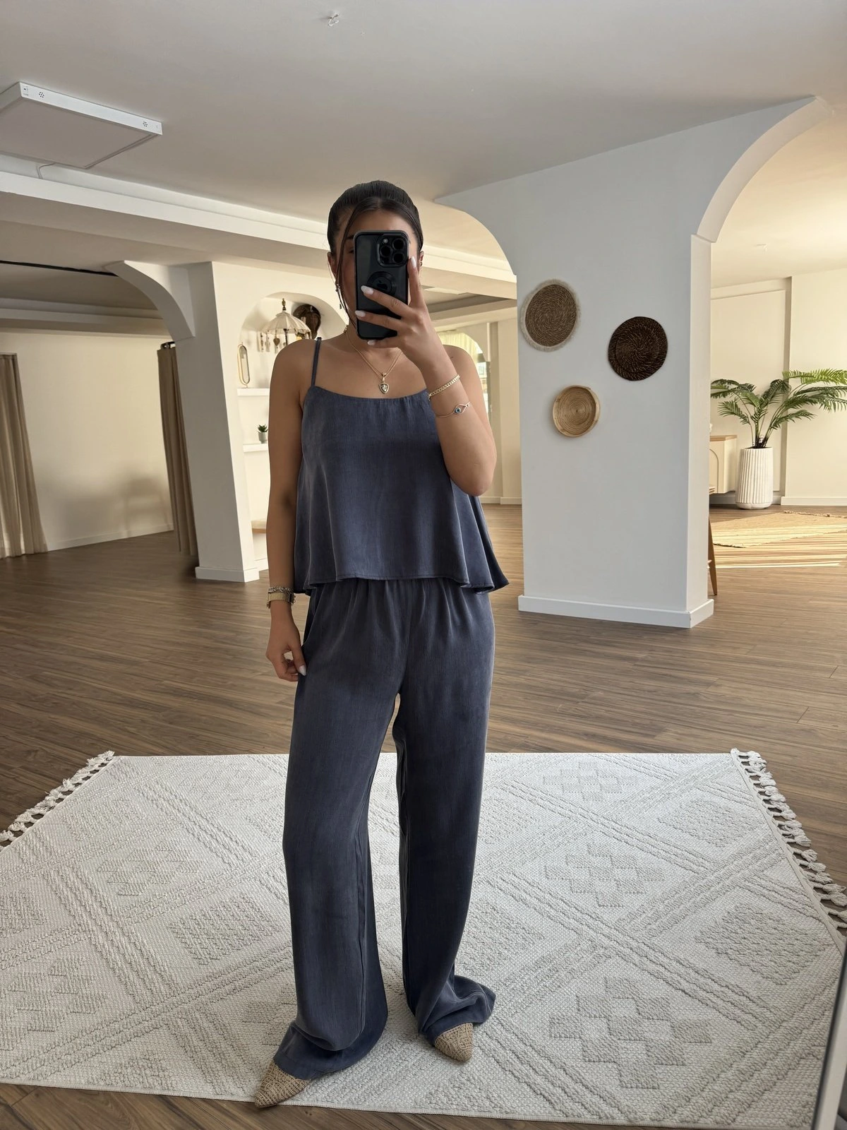 ASKILI BLUZ BEL LASTİK PANTOLON İPEK VİSKON TAKIM - İNDİGO - Görsel 1