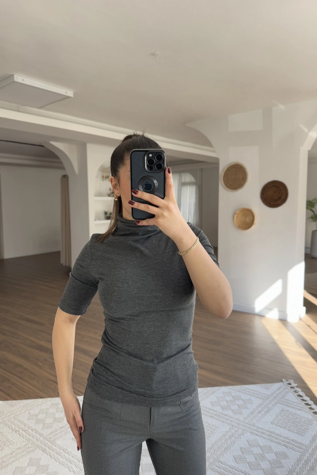 BALIKÇI YAKA KISA KOL LİKRALI BLUZ - ANTRASİT - Görsel 1