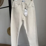 BÜYÜK BEDEN LİKRALI KESİK PAÇA BOYFİT JEAN - BEJ