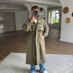 BİLEK LASTİK BEL BÜZGÜ MİDİ KAPÜŞONLU VİSKON TRENÇ - HAKİ