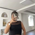 BİSİKLET YAKA AJURLU PARLAK KISA VİSKON BLUZ - SİYAH