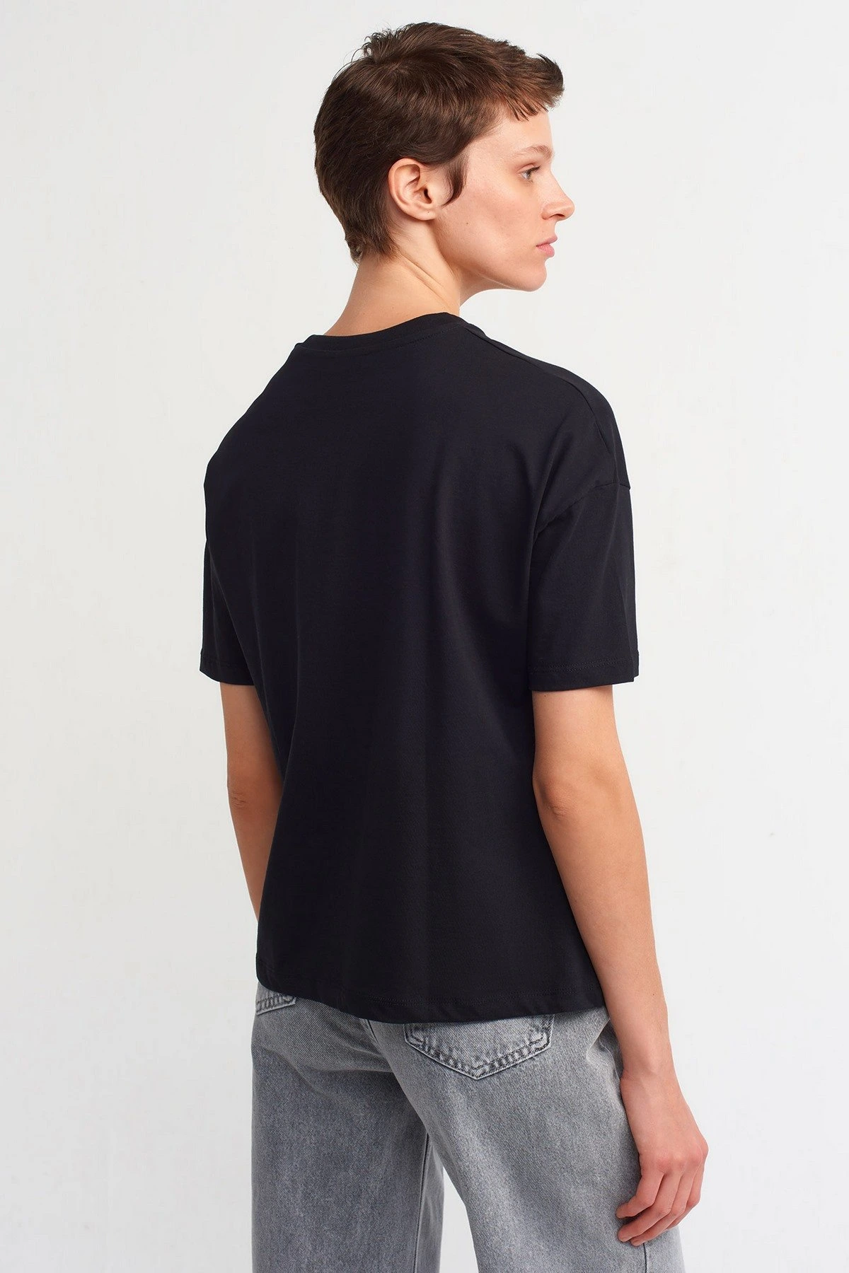 BİSİKLET YAKA BASİC PAMUK TİŞÖRT - SİYAH - Görsel 1