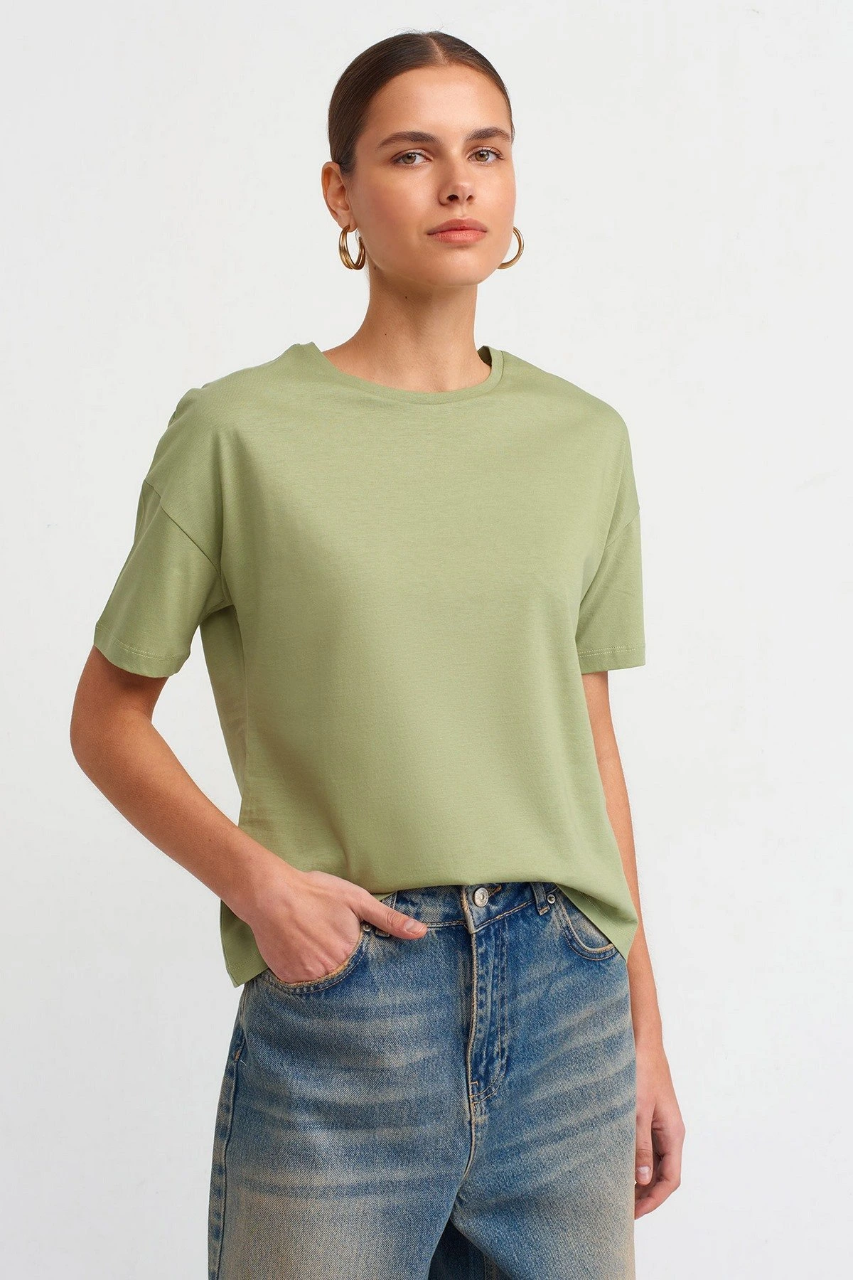 BİSİKLET YAKA BASİC PAMUK TİŞÖRT - AÇIK HAKİ - Görsel 1