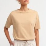 BİSİKLET YAKA BASİC PAMUK TİŞÖRT - BEJ