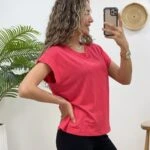 BİSİKLET YAKA JAPONE KOL ÇİZGİLİ TİŞÖRT - KIRMIZI