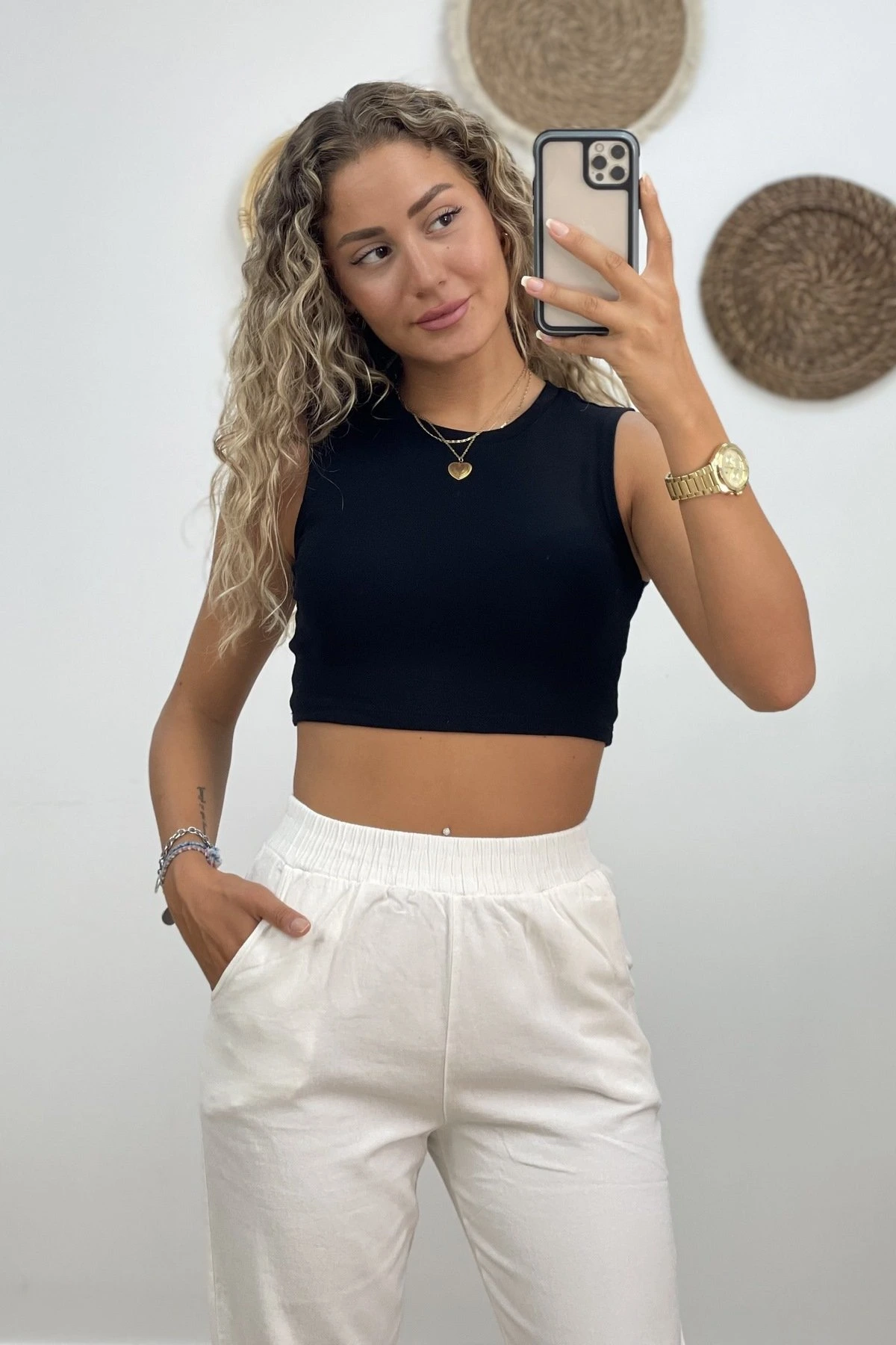 BİSİKLET YAKA SIFIR KOL CROP - SİYAH - Görsel 1