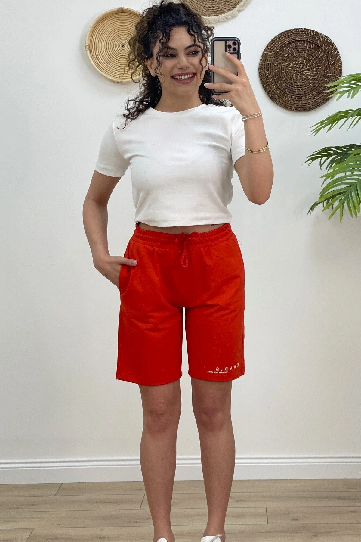 CEPLİ BEL LASTİKLİ DOKUMA ŞORT - KIRMIZI - Görsel 1