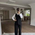 ÇİÇEK AKSESUAR DÜĞME YELEK ÖN PİLİ PANTOLON VİSKON TAKIM - SİYAH