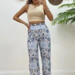 ÇİFT CEP ÇİÇEK DESEN VİSKON RAHAT PANTOLON - MAVİ