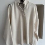 ÇİFT DİK YAKA DÜĞMELİ SALAŞ KAZAK - KREM