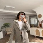 ÇIKARILABİLİR KAPÜŞON CEP DETAY KISA CEKET - BEJ