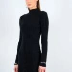 DİK YAKA REGLANLI TRİKO ELBİSE - SİYAH