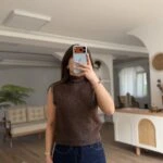 DİK YAKA SIFIR KOL TAŞ ZIMBA TRİKO - KAHVE