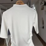 DİK YAKA YAN BÜZGÜ TRUVAKAR KOL PAMUK MODAL BLUZ - EKRU