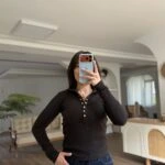 DİK YAKA YARI PATLI GOLD ÇITÇIT PAMUK BLUZ - KAHVE