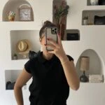 DÜŞÜK OMUZ YAKALI ARKA DAMLA TRİKO BLUZ - SİYAH