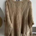 ETEĞİ ASİMETRİ SAÇ ÖRGÜ AJURLU KAZAK - BEJ