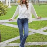 ETEĞİ BÜZGÜ GARNİLİ SWEAT - EKRU