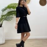 ETEĞİ VE KOL UCU GARNİLİ DOKUMA CEPLİ ELBİSE - SİYAH