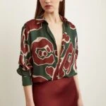 GENİŞ DESEN V YAKA SATEN GÖMLEK - KOYU YEŞİL