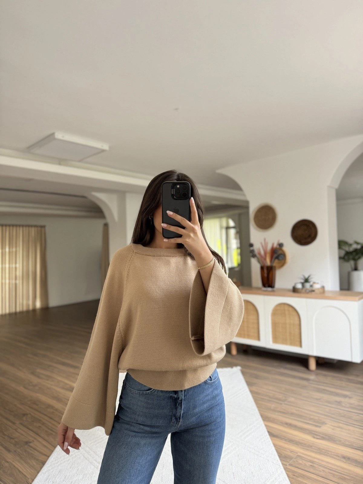 GENİŞ KOL REGLAN KOL DÖKÜMLÜ VİSKON KAZAK - KOYU BEJ - Görsel 1