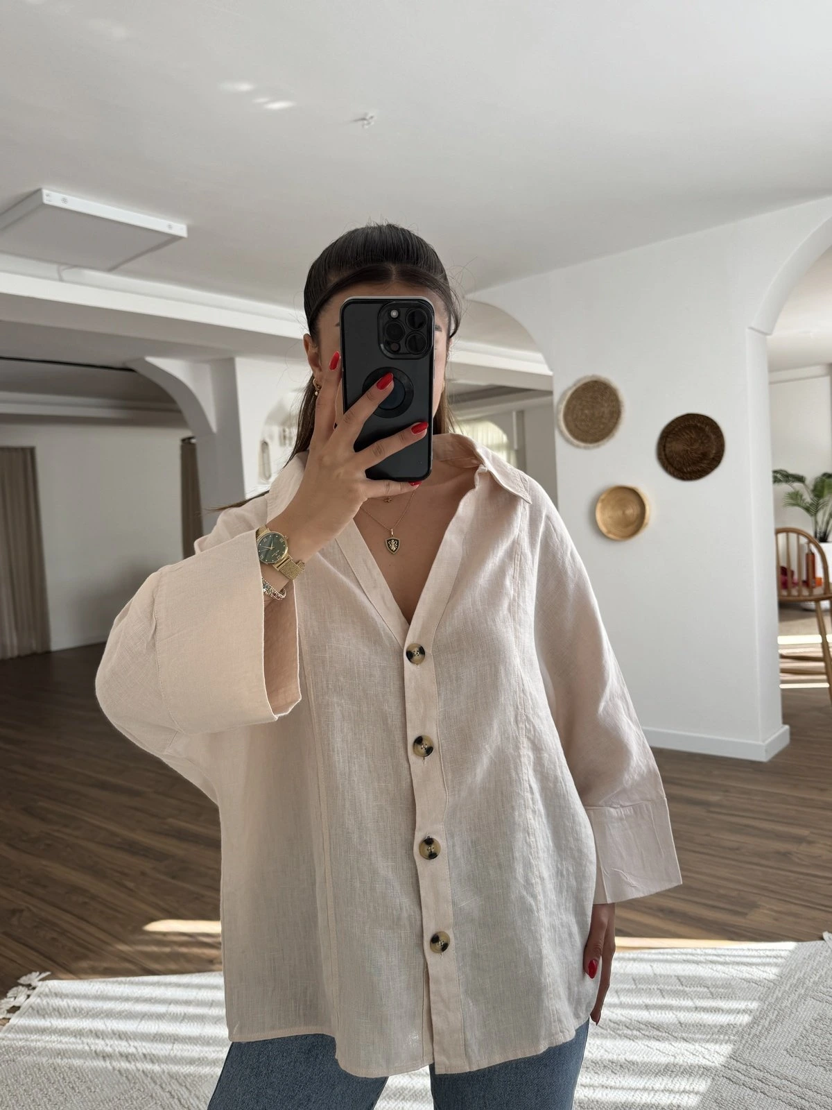 GENİŞ V YAKA KEMİK DÜĞME HAM KETEN GÖMLEK - SOMON - Görsel 1