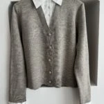 GÖMLEK YAKA HIRKA GÖRÜNÜMLÜ KAZAK - VİZON MELANJ