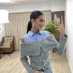 İÇTEN GÖMLEKLİ DÜŞÜK OMUZ KAZAK - GRİ