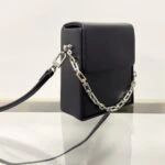 İTHAL DİK KARE KAPAKLI ZİNCİR DETAY ÇANTA - SİYAH