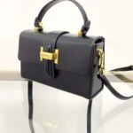 İTHAL DİKDÖRTGEN YAZI BASKI GOLD TOKA ÇANTA - SİYAH