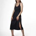 KALIN ASKILI BEL BÜZGÜLÜ  YAN YIRTMAÇLI CEPLİ MODAL ELBİSE - SİYAH