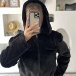 KAPÜŞONLU YAN CEPLİ BEL LASTİK PELUŞ MONT - SİYAH