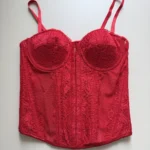 ÖN AGRAFLI ARKA BAĞLAMALI GÜPÜRLÜ KORSE - KIRMIZI