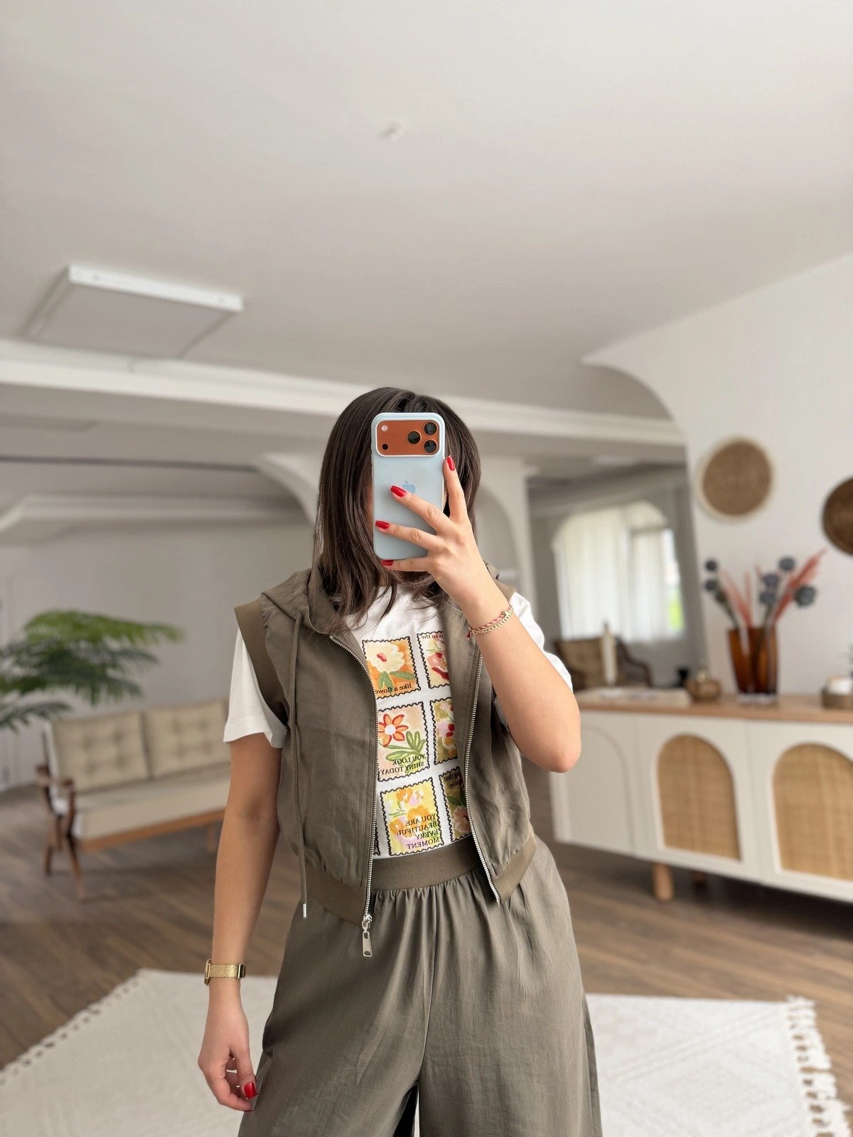 KOL BEL LASTİK KAPÜŞONLU TENSEL YELEK - HAKİ - Görsel 1