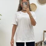 KOL DÜĞMELİ BİSİKLET YAKA TİŞÖRT - BEYAZ