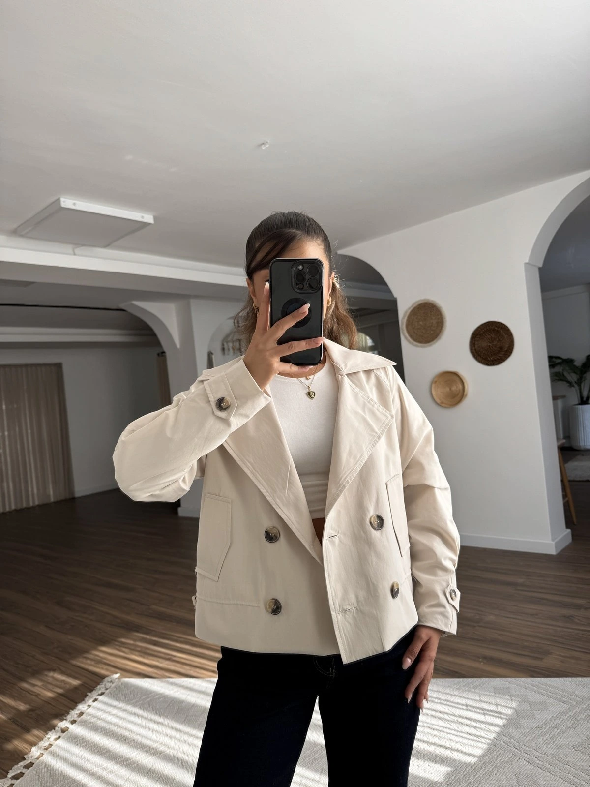 KRUVAZE DÖRT DÜĞME KOL BRİT VİSKON KISA TRENÇ - TAŞ - Görsel 1