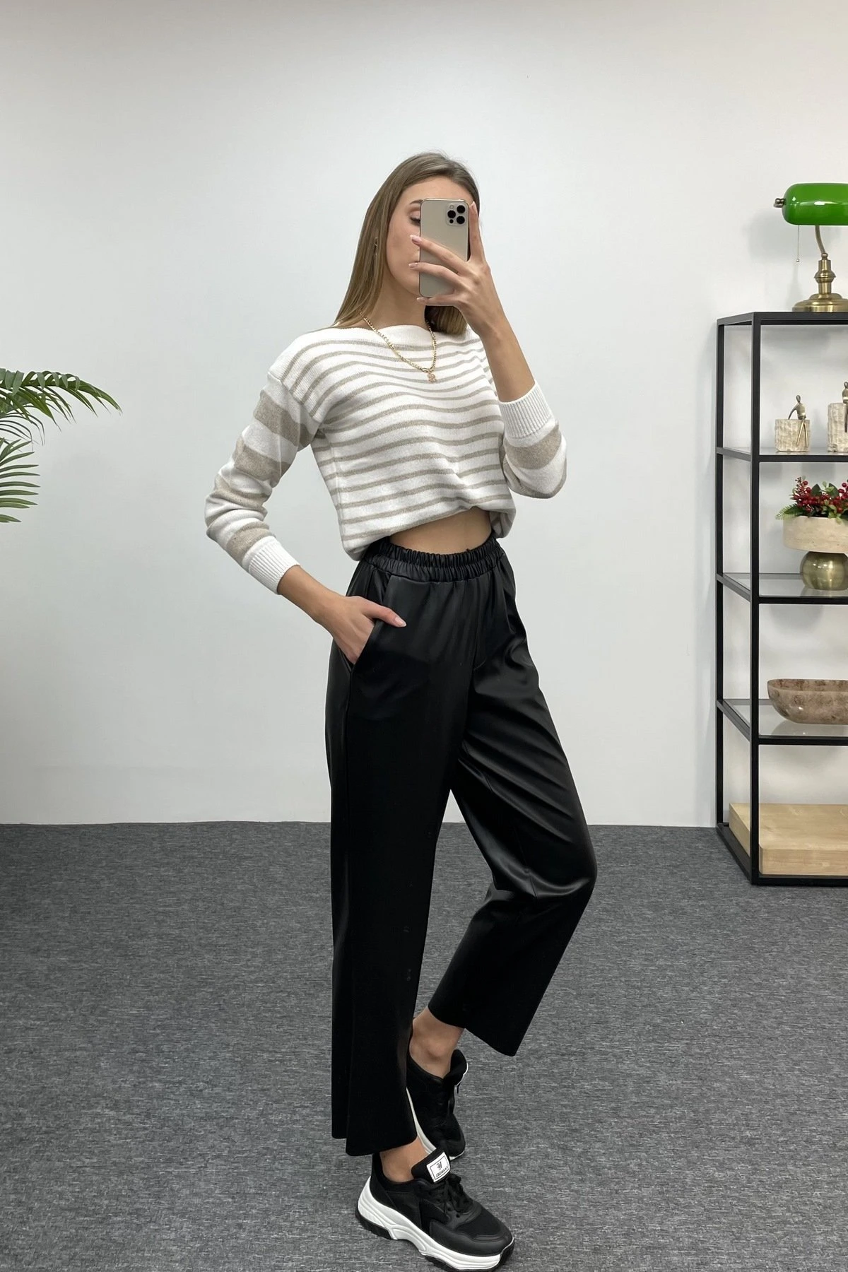 LASTİK BEL PALAZZO DERİ PANTOLON - SİYAH - Görsel 1