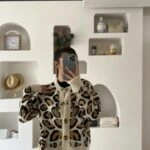 LEOPAR DESEN BİSİKLET YAKA KEMİK DÜĞME VİSKON HIRKA - TAŞ