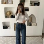 MARKA MODEL VİDELEG AÇIK PAÇA JEAN - KOYU MAVİ