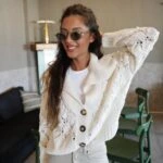 MENDİL YAKA PONPONLU TRİKO HIRKA - HAM EKRU