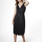 OMUZ BAĞLAMALI ETEK UCU LAZER KESİM PAMUK ELBİSE - SİYAH