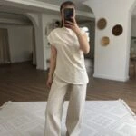 OMUZ BEL PİLİ ASİMETRİK PAMUK KETEN BLUZ PANTOLON TAKIM - TAŞ