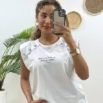 OMUZ TAŞ DÜĞME VATKALI TİŞÖRT - BEYAZ