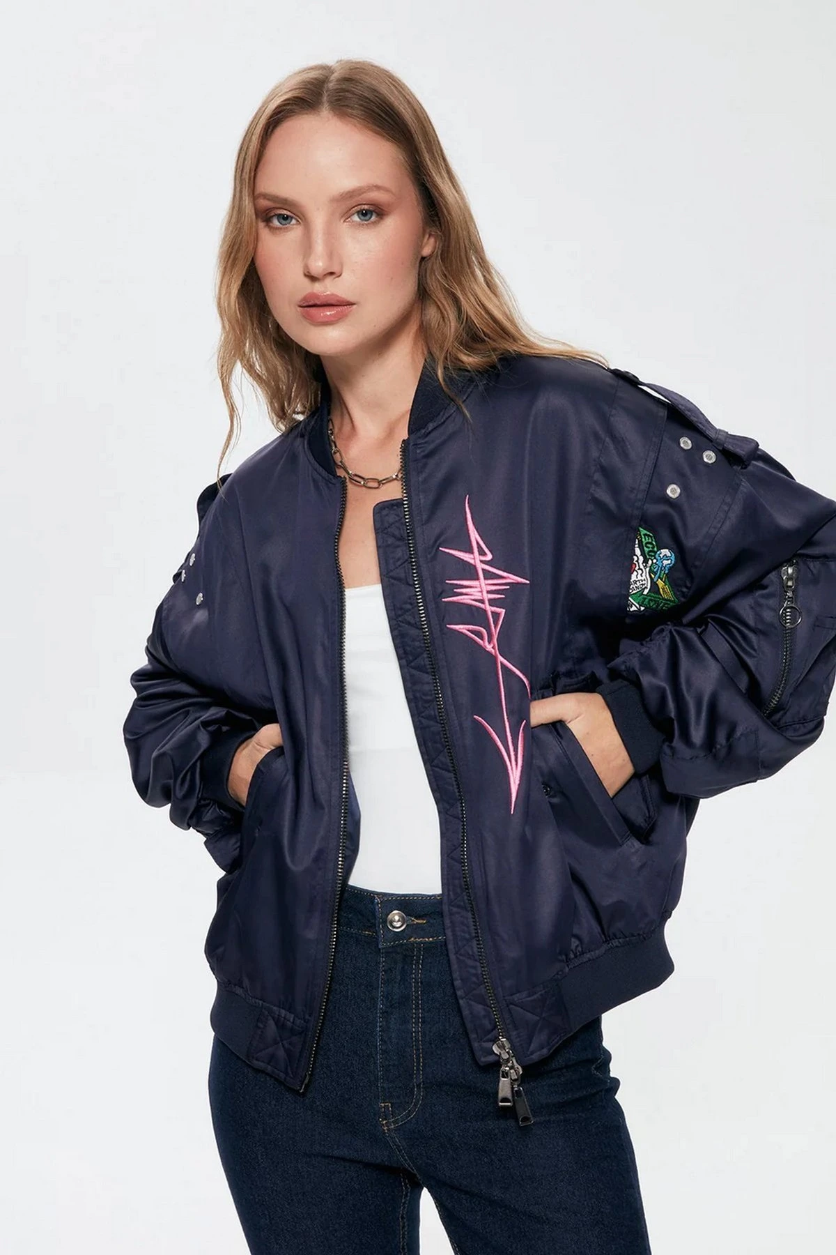 ÖN ARKA RENKLİ NAKIŞ KOL BÜZGÜ MONT - LACİVERT - Görsel 1