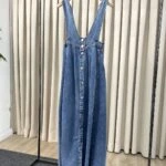 ÖN DÜĞME SALOPET CEPLİ DENİM ELBİSE - MAVİ