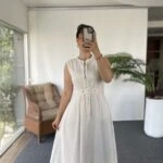 ÖN FERMUARLI ASİMETRİK PÜSKÜL JEAN ELBİSE - BEYAZ