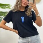 ÖN ZEBRA NAKIŞ FİGÜR TİŞÖRT - SİYAH