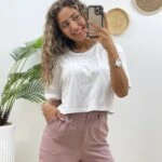 RENKLİ CROP BASKI SALAŞ TİŞÖRT - BEYAZ