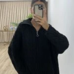 SAÇ ÖRGÜ FERMUARLI DİK YAKA KAZAK - SİYAH